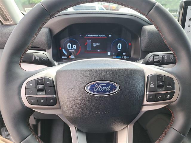 new 2025 Ford Explorer car, priced at $40,649