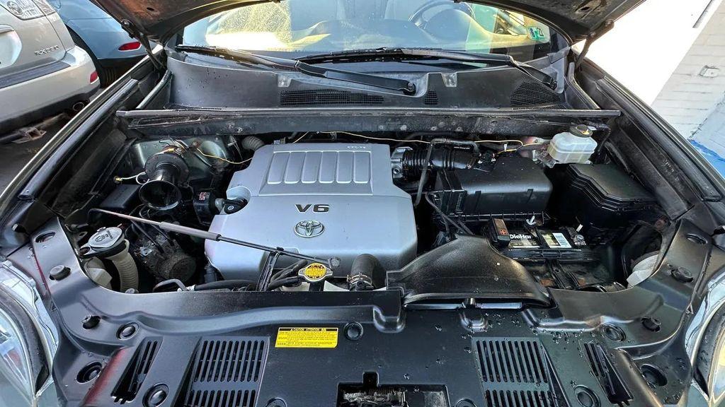 used 2008 Toyota Highlander car, priced at $7,900