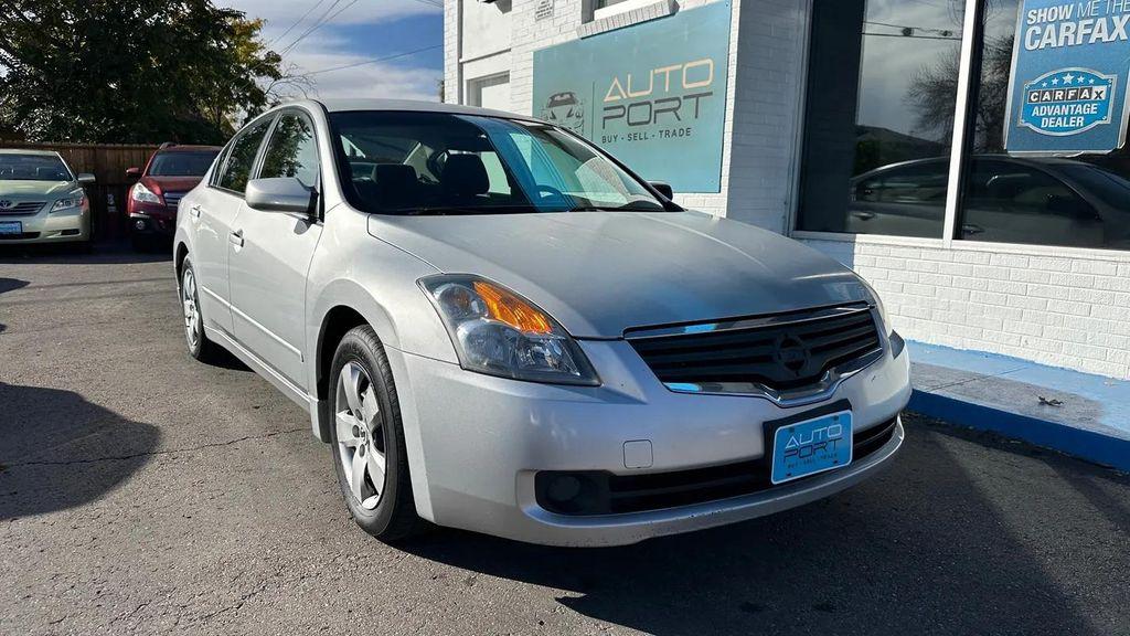 used 2008 Nissan Altima car, priced at $5,500