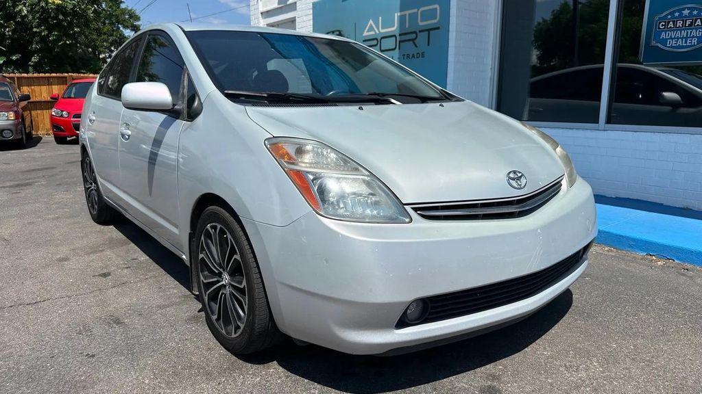 used 2006 Toyota Prius car, priced at $5,500