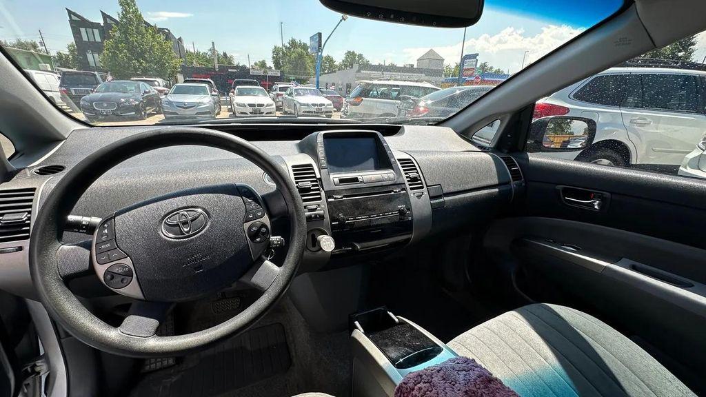used 2006 Toyota Prius car, priced at $5,500