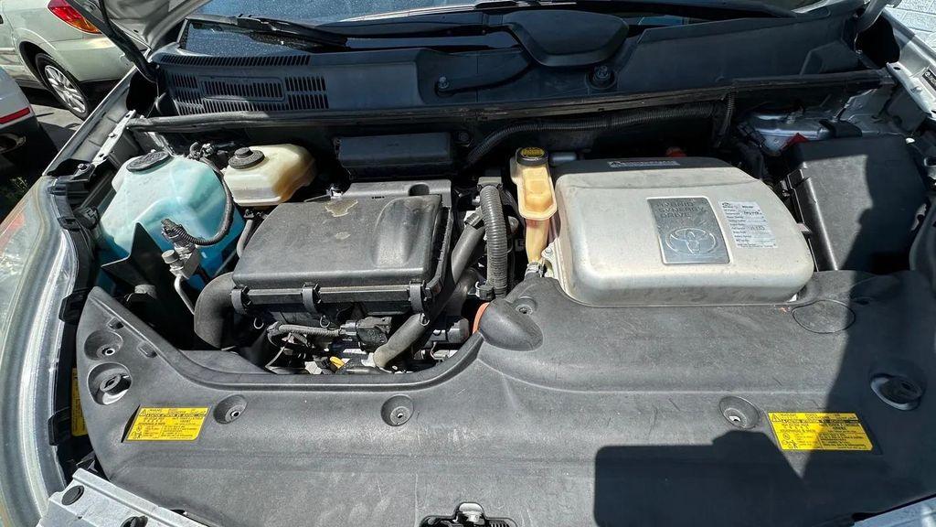 used 2006 Toyota Prius car, priced at $5,500