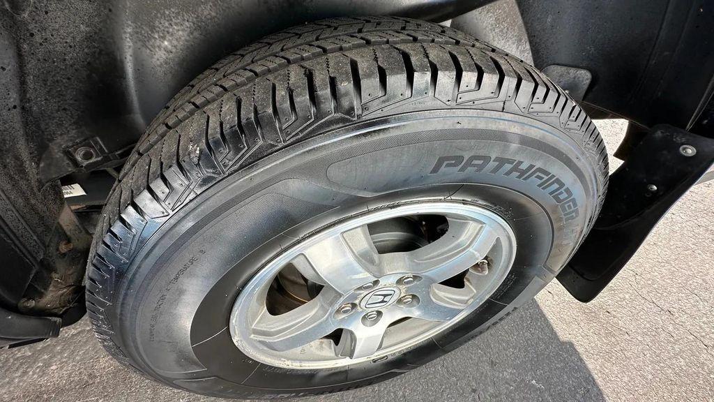 used 2007 Honda Pilot car, priced at $5,900