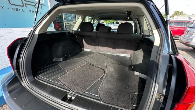 used 2005 Subaru Legacy car, priced at $9,500