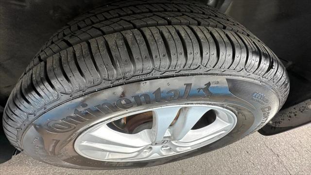 used 2011 Honda CR-V car, priced at $8,900