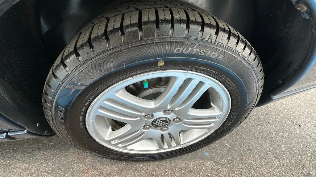 used 2005 Volvo S60 car, priced at $3,900