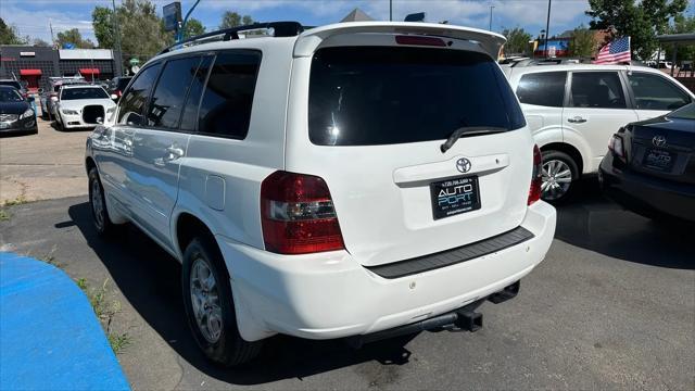 used 2007 Toyota Highlander car, priced at $5,900