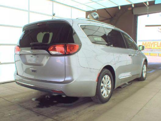 used 2018 Chrysler Pacifica car, priced at $13,995