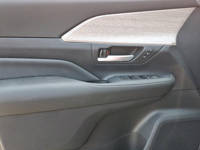 new 2025 Toyota Grand Highlander car, priced at $55,858