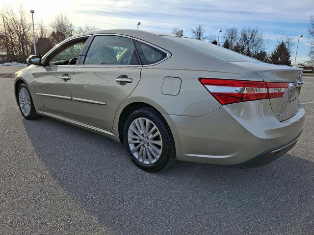 used 2015 Toyota Avalon Hybrid car, priced at $16,900