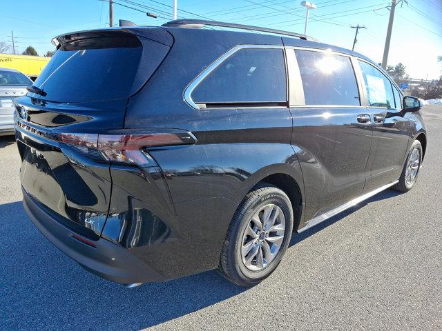 new 2025 Toyota Sienna car, priced at $44,595