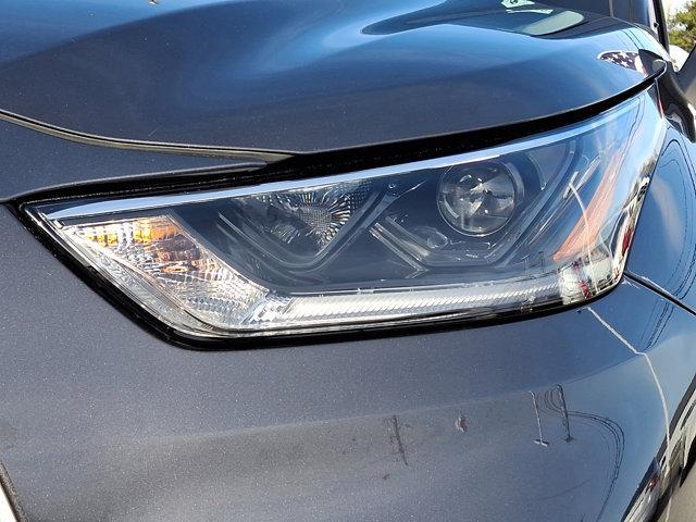 used 2021 Toyota Highlander car, priced at $34,500