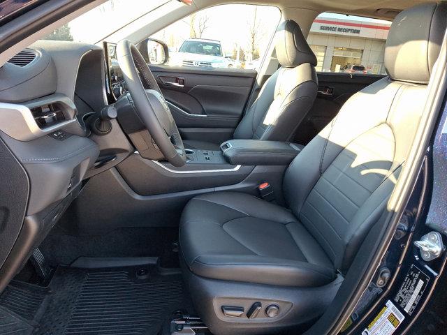 used 2024 Toyota Highlander car, priced at $47,500