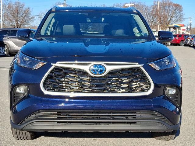 used 2024 Toyota Highlander car, priced at $47,500