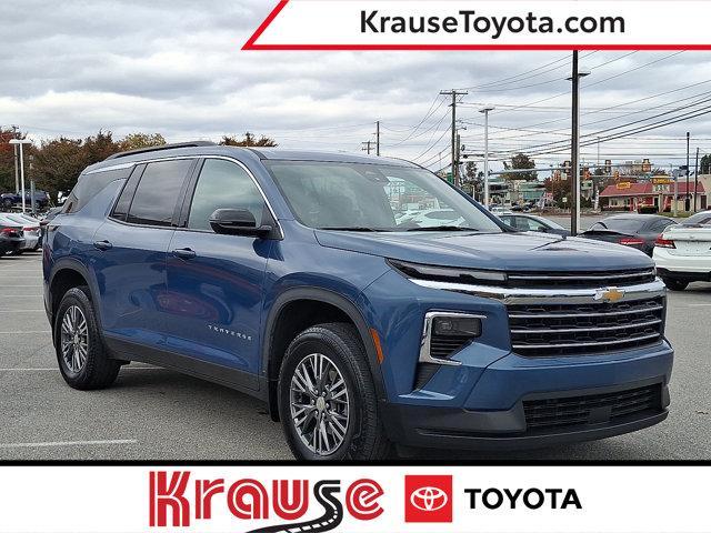 used 2024 Chevrolet Traverse car, priced at $37,500