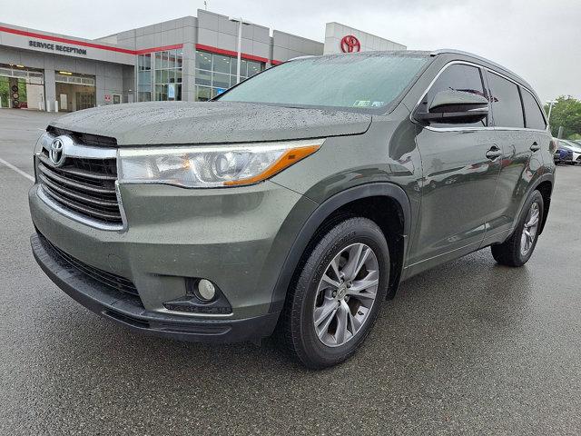 used 2015 Toyota Highlander car, priced at $17,900