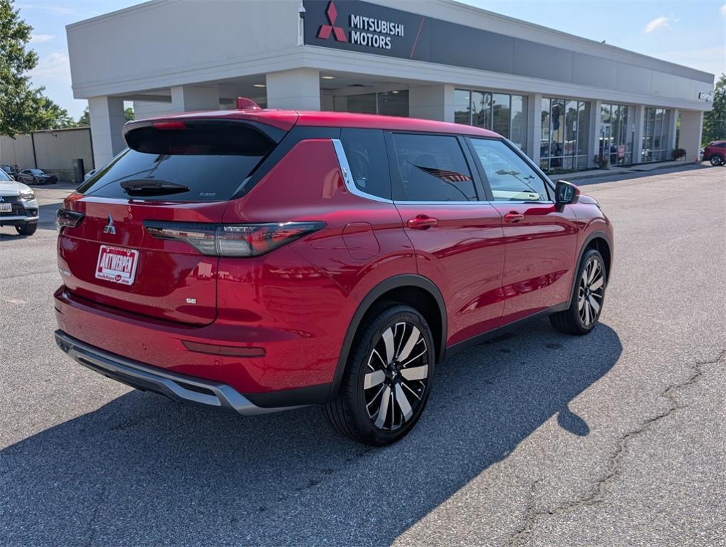 new 2025 Mitsubishi Outlander car, priced at $37,230