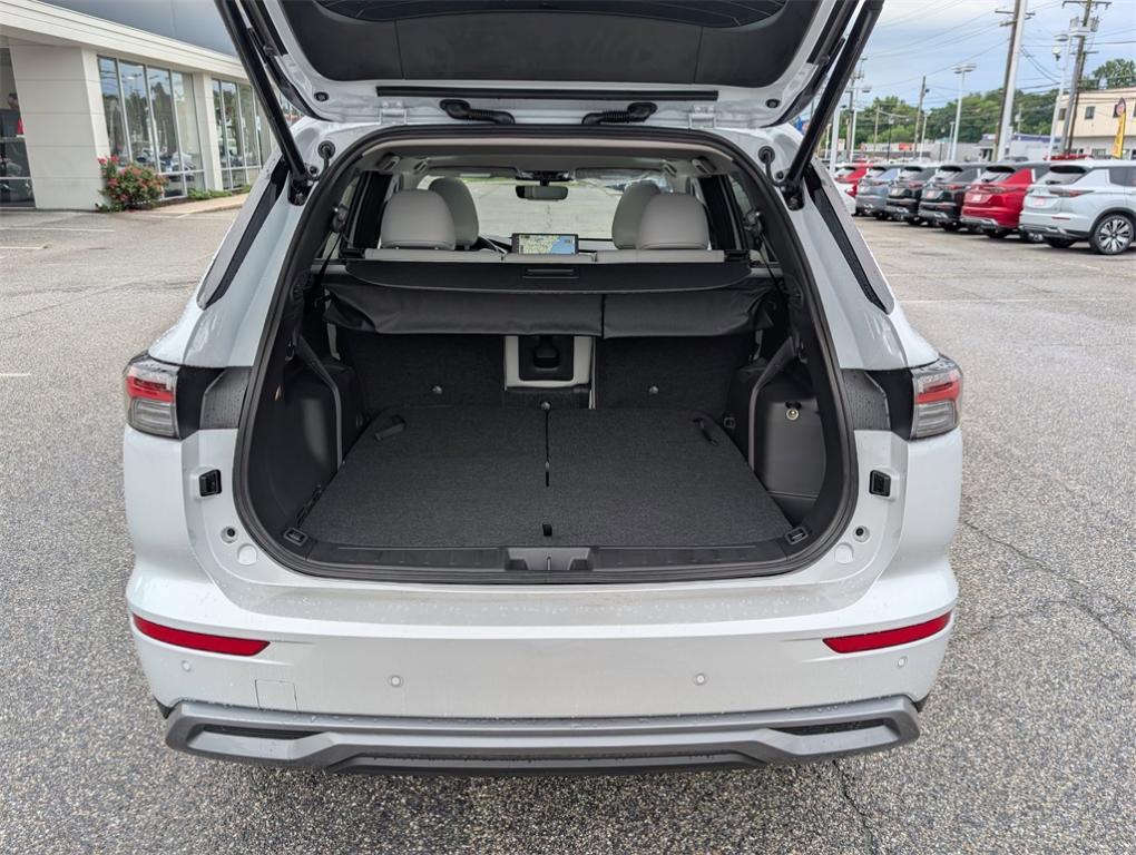 new 2025 Mitsubishi Outlander car, priced at $38,930