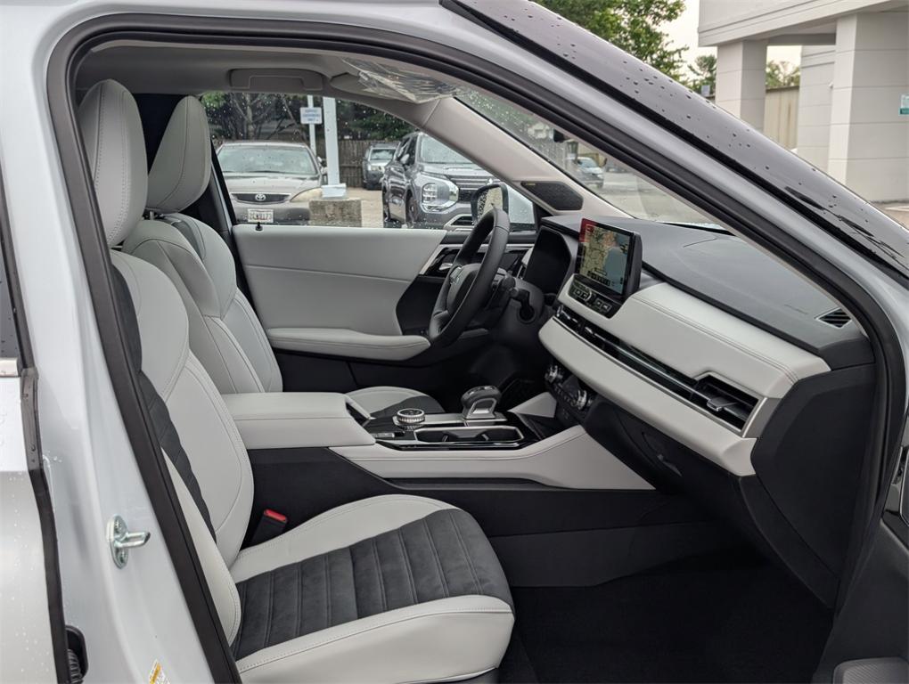 new 2025 Mitsubishi Outlander car, priced at $38,930