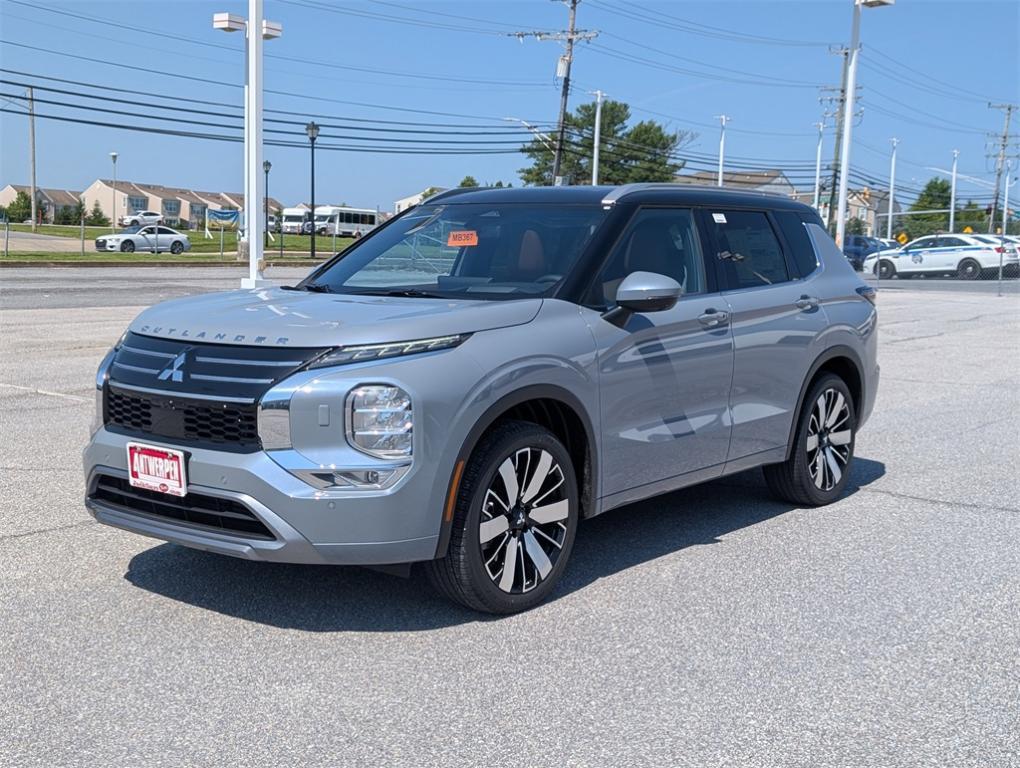 new 2025 Mitsubishi Outlander car, priced at $45,745