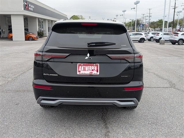 new 2025 Mitsubishi Outlander car, priced at $43,155