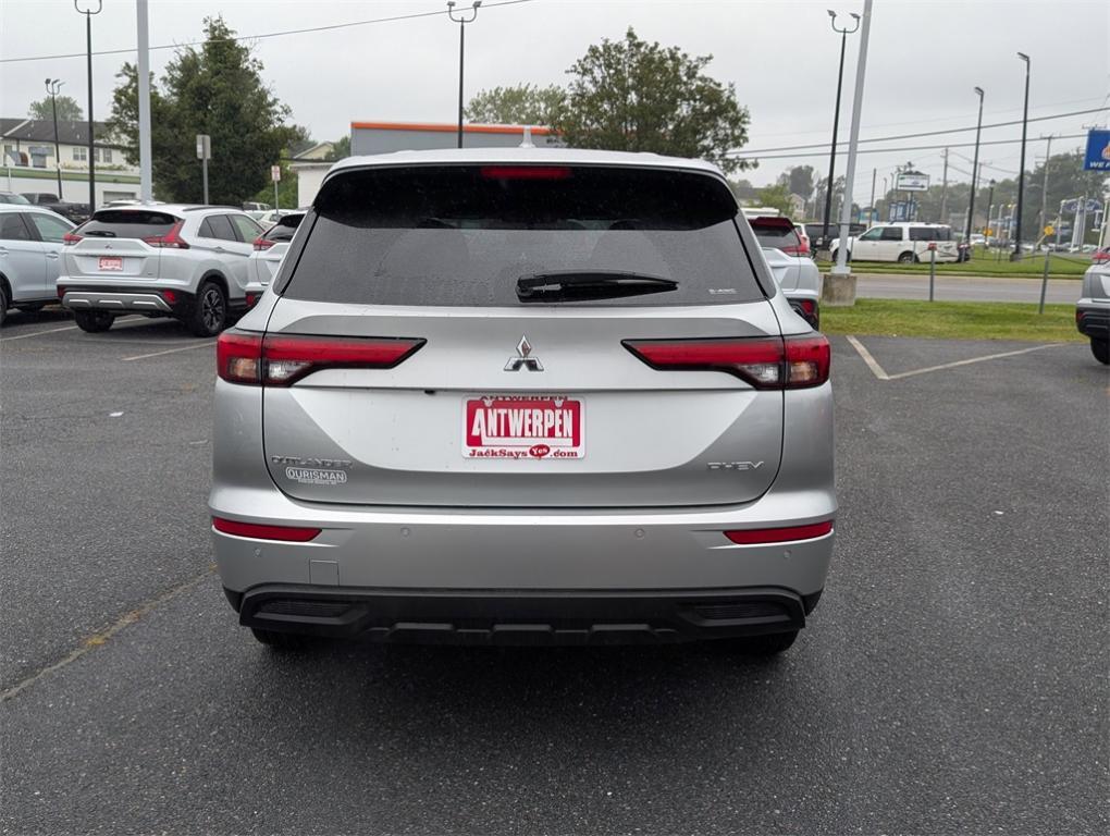 new 2025 Mitsubishi Outlander PHEV car, priced at $37,480