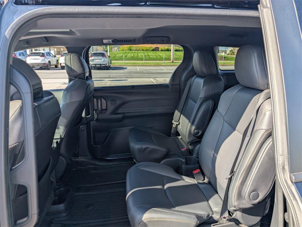 used 2022 Toyota Sienna car, priced at $38,481