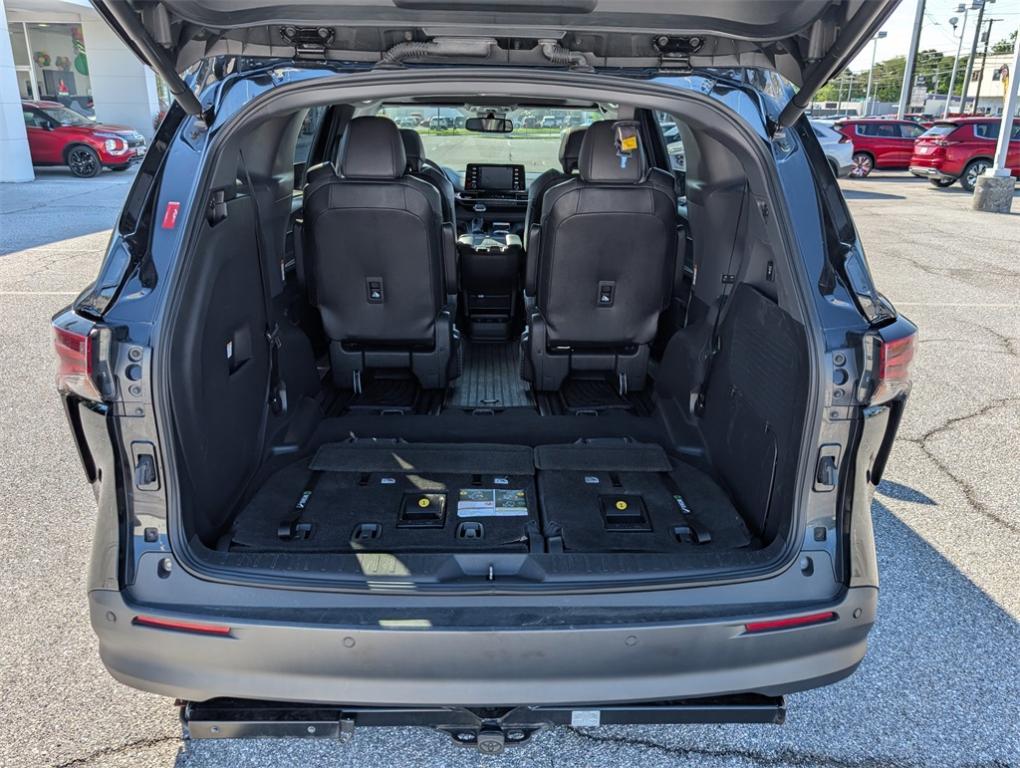 used 2022 Toyota Sienna car, priced at $38,481