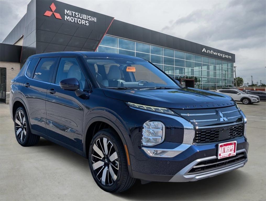 new 2025 Mitsubishi Outlander car, priced at $36,635