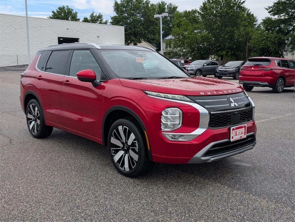 new 2025 Mitsubishi Outlander car, priced at $41,945