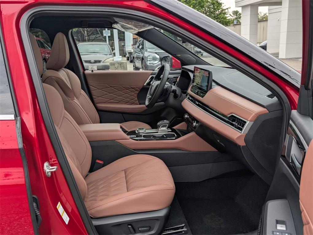 new 2025 Mitsubishi Outlander car, priced at $41,945