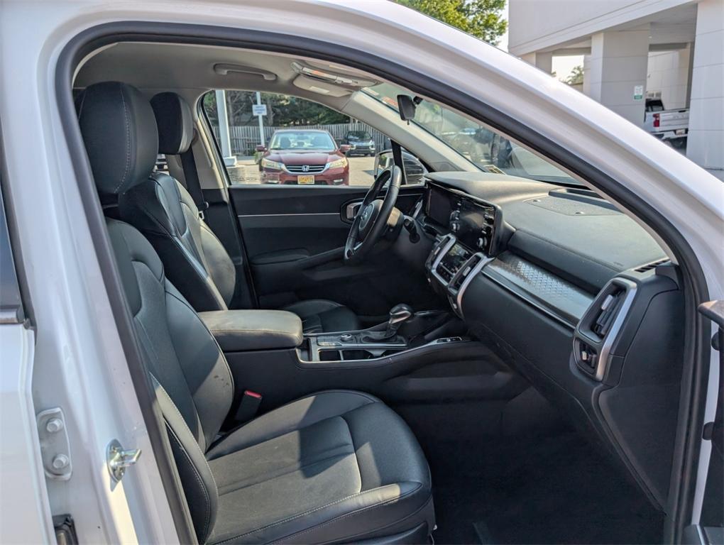 used 2021 Kia Sorento car, priced at $27,881