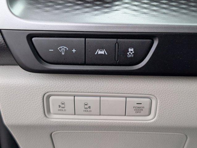 used 2024 Kia Carnival car, priced at $29,998