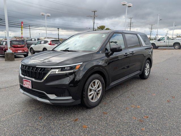 used 2024 Kia Carnival car, priced at $29,998