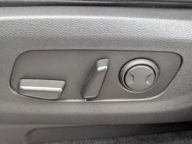 used 2024 Kia Carnival car, priced at $29,998