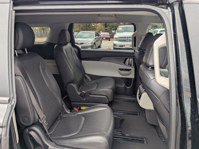 used 2024 Kia Carnival car, priced at $29,998