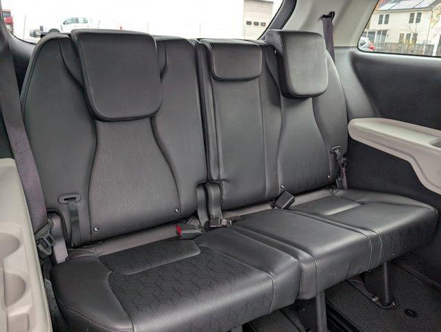 used 2024 Kia Carnival car, priced at $29,998