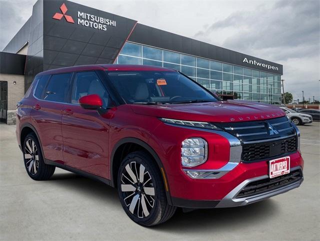 new 2025 Mitsubishi Outlander car, priced at $40,065