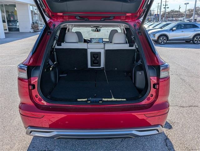 new 2025 Mitsubishi Outlander car, priced at $40,065