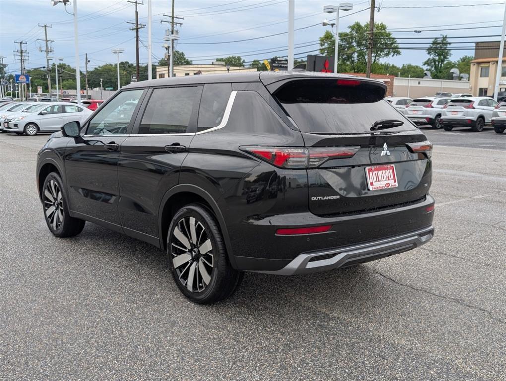 new 2025 Mitsubishi Outlander car, priced at $37,385