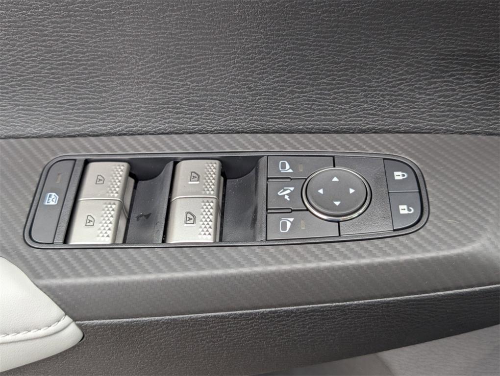 new 2025 Mitsubishi Outlander car, priced at $37,385