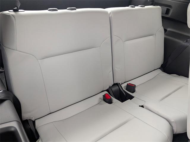 new 2025 Mitsubishi Outlander car, priced at $35,465