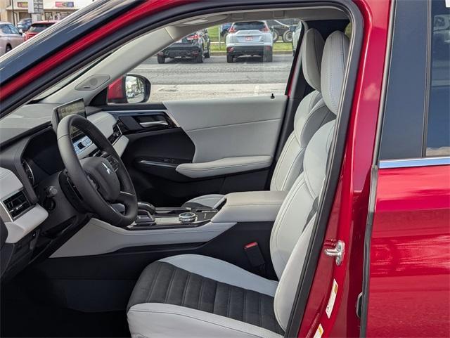 new 2025 Mitsubishi Outlander car, priced at $36,415