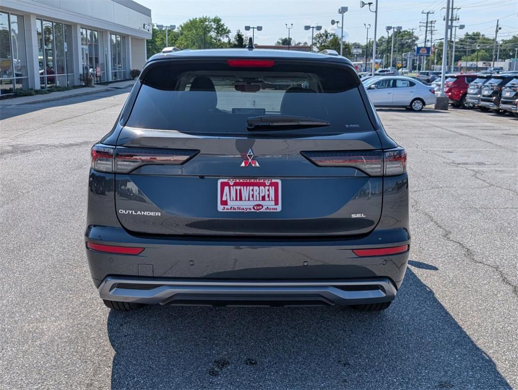 new 2025 Mitsubishi Outlander car, priced at $41,710