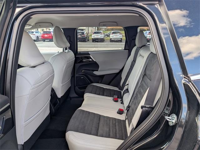 new 2025 Mitsubishi Outlander car, priced at $36,660
