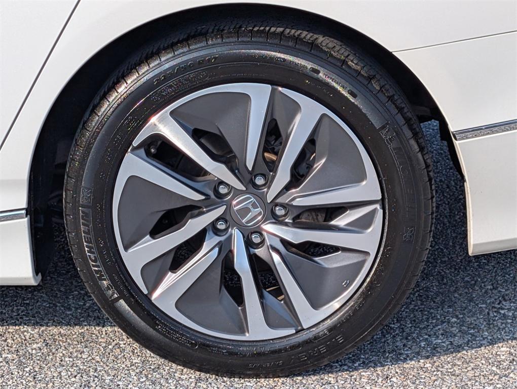 used 2021 Honda Accord Hybrid car, priced at $27,481