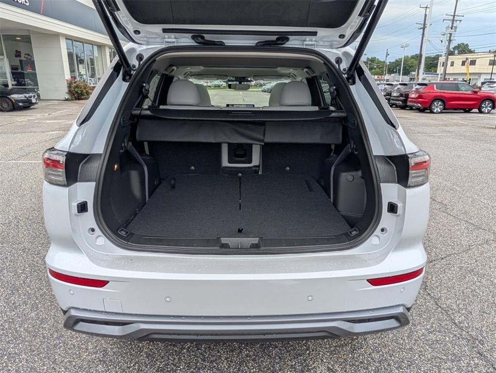 new 2025 Mitsubishi Outlander car, priced at $40,430