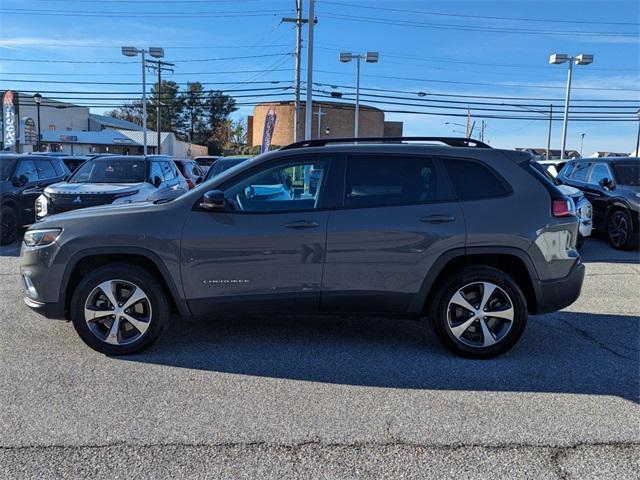 used 2022 Jeep Cherokee car, priced at $25,481