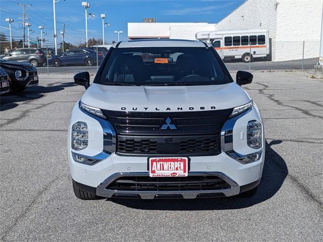 new 2024 Mitsubishi Outlander car, priced at $34,730