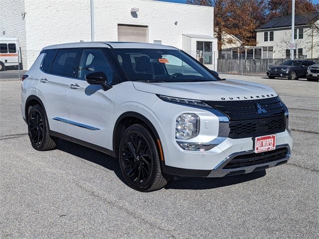 new 2024 Mitsubishi Outlander car, priced at $34,730